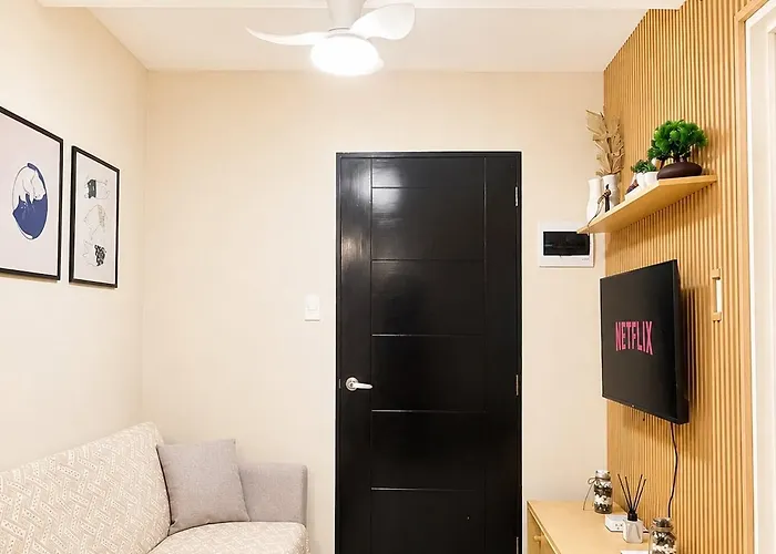 Apartment 2 Bedroom Fully-furnished For 4-6 Pax By Casa Nueve Doce At Urban Deca Homes Banilad, *